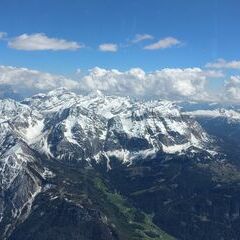 Flugwegposition um 13:29:51: Aufgenommen in der Nähe von 39030 Enneberg, Südtirol, Italien in 3523 Meter